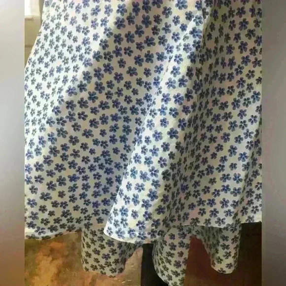 VESTIQUE CUT- OUT FIT & FLARE BLUE FLORAL PEASANT TIE BACK MINI DRESS SZ L - Picture 8 of 14